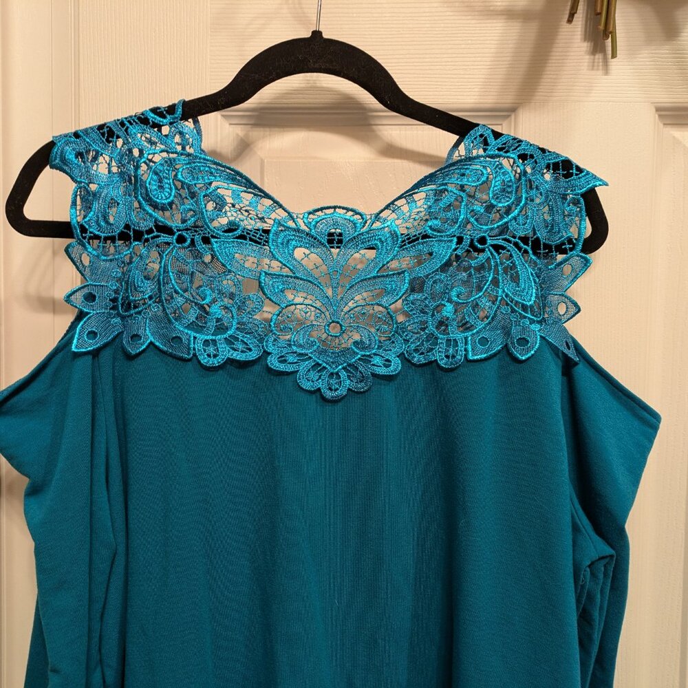Lace trimmed cold shoulder top